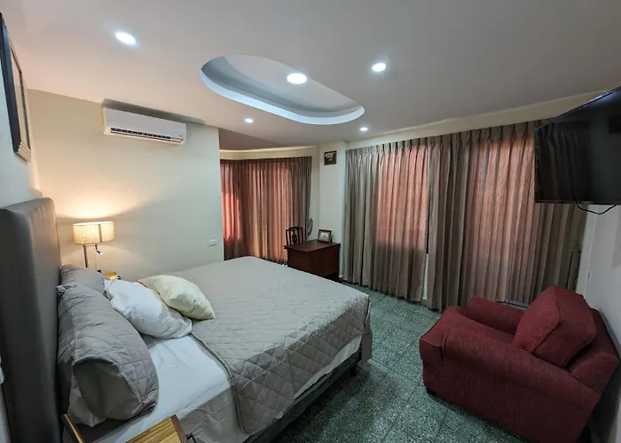Hotel Abrego