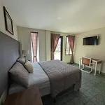 Hotel Abrego